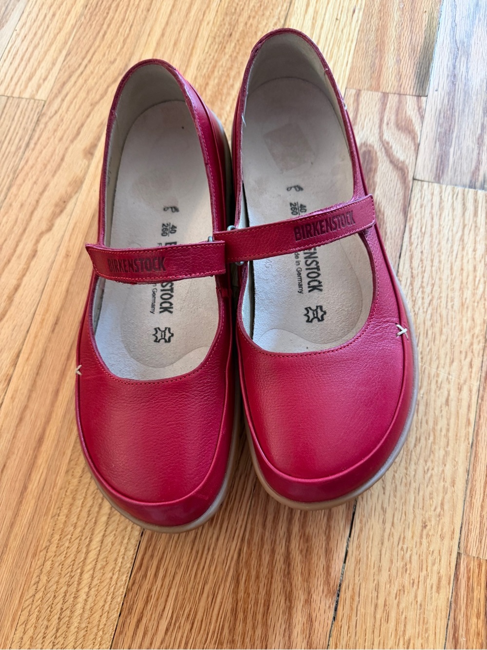 Birkenstock Red Mary Jane Leather Strap Shoes - Picture 2 of 4
